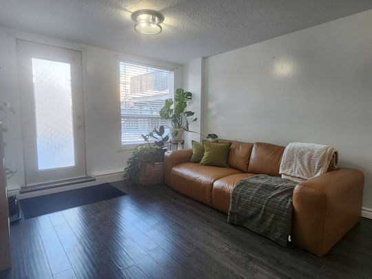 For Lease - 17 Boulder Crescent, Guelph, Ontario - Photo 1