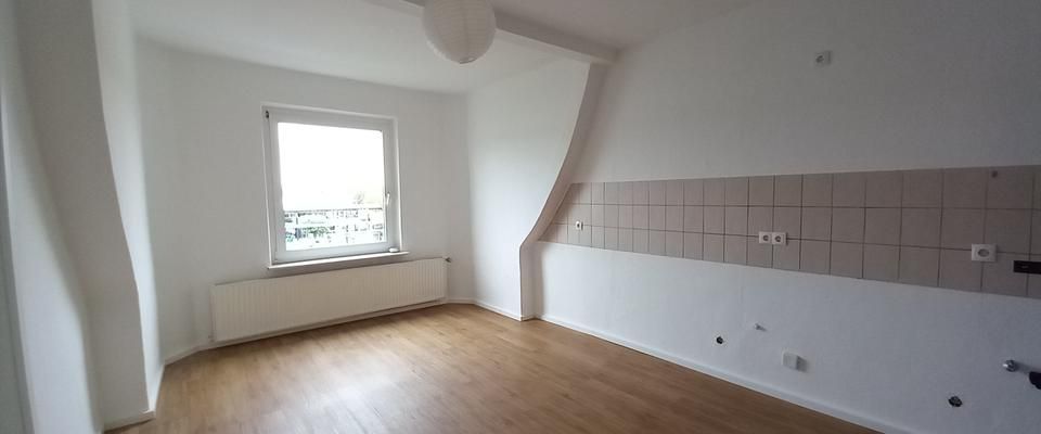 53159 - Helle Dachgeschosswohnung mit 3 Zimmern - Photo 1