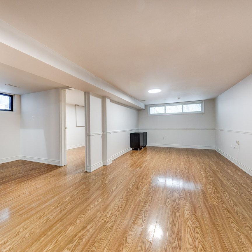 For Lease - 705 Sunnypoint Drive Unit# Bsmt, Newmarket, Ontario - Photo 1