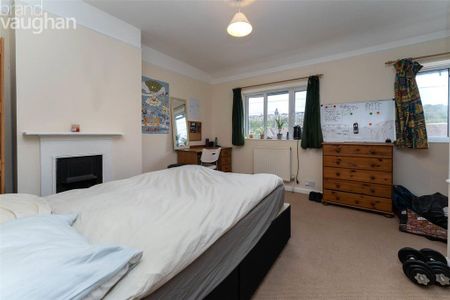 5 bedroom semi-detached house to rent - Photo 3