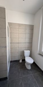 Location Appartement 2 pièces 32m² CASTELNAUDARY 11400 - Photo 4