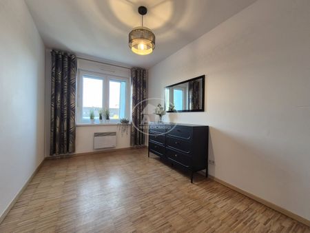 4 pokoje, 2 łazienki, Garaż zamykany - Zdjęcie 4