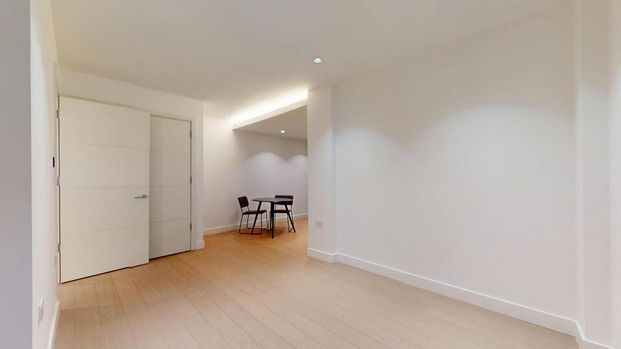 1 bedroom ground floor flat to rent - Photo 1