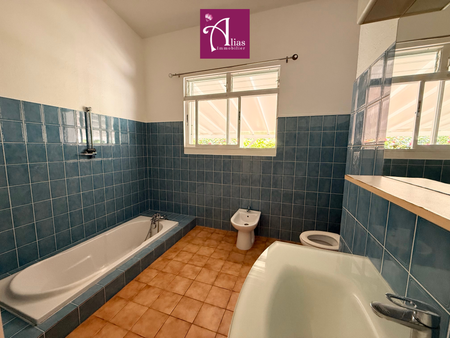 Location Maison 5 pièces 137m² PETIT BOURG 97170 - Photo 5