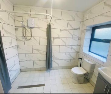 5 bedroom townhouse to rent - Photo 6