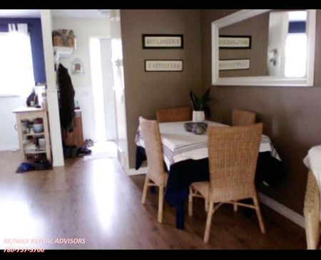 1644 37 Street Northwest - Photo 2