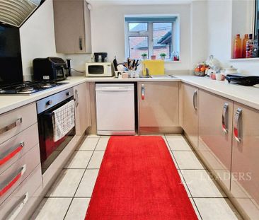 3 bedroom semi-detached house to rent - Photo 1