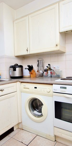 1 bed flat to rent in Wheat Sheaf Close, London, E14 - Photo 1