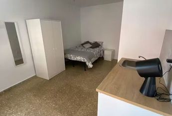 Carrer Joan Lluis Vives, Manises, Valencian Community 46940