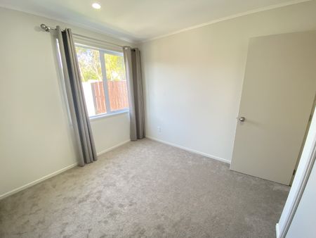 Spacious 4 Bed House in Birkdale - Photo 5