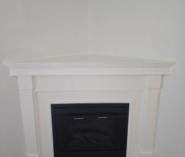 2 bedroom 1 bathroom condo PET FRIENDLY!!! - Photo 2