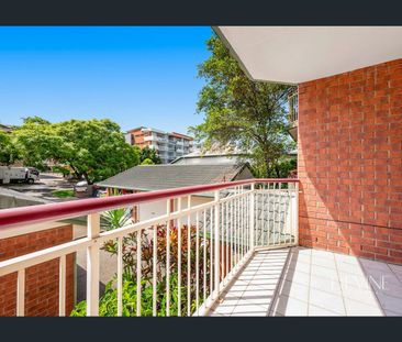 Convenient Lifestyle Location, Green Leafy Outlook - Photo 1