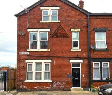 2 bedroom terraced house to rent - Photo 1