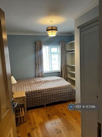 1 bedroom in a house share to rent - Photo 3
