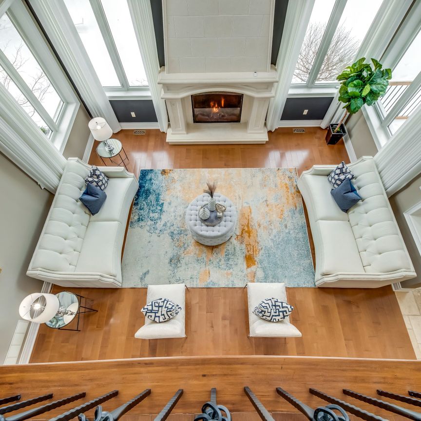 For Lease - 3341 Lakeshore Road, Burlington, Ontario - Photo 1