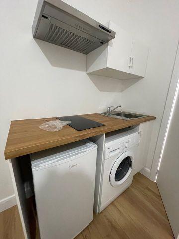 Studio Flat, Napier Road, E11 - Photo 3