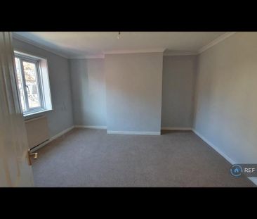 4 bedroom terraced house to rent - Photo 5