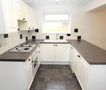 3 bedroom bungalow to rent - Photo 2