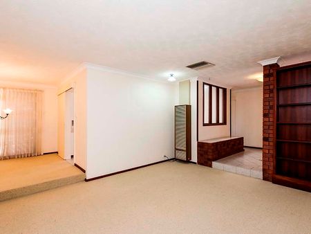 42 Kanangra Crescent, Greenwood WA 6024 - House For Rent | Domain - Photo 5
