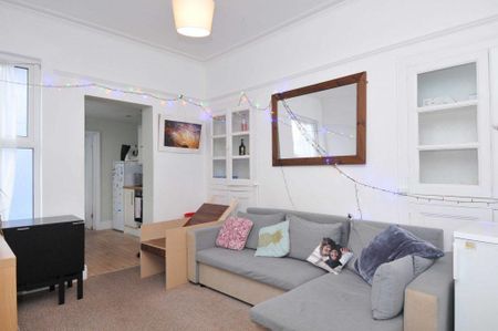 3 bedroom house share to rent - Photo 2