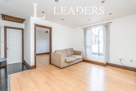 1 bedroom flat to rent - Photo 2