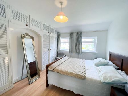 3 bedroom end of terrace house to rent - Photo 4