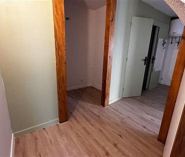 Location Appartement 2 pièces 32m² MONISTROL SUR LOIRE 43120 - Photo 2