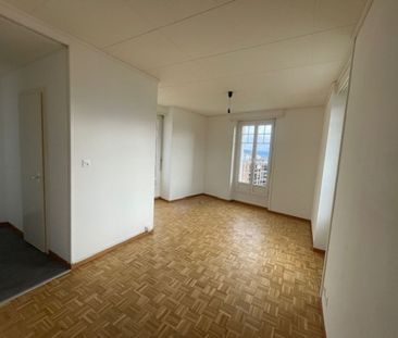 Studio on the 4th floor ideally located - Photo 1