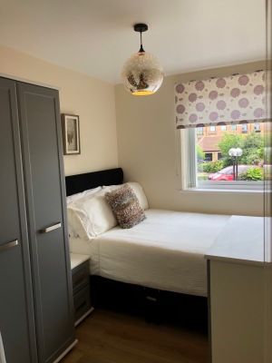 24 Postern Close - Photo 3