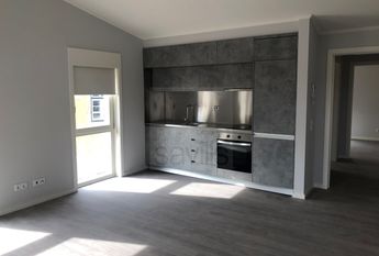 Apartamento T1 novo para arrendar na Rua Montebelo na Foz Velha - Porto