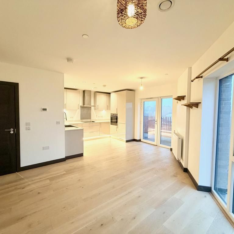 2 bedroom apartment to rent - Photo 1