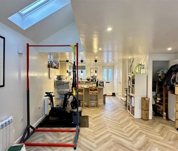 1 bedroom house to rent - Photo 2