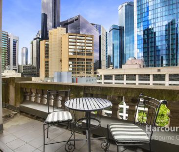 Iconic 'The Grand' - Furnished - Electricity & Cold Water usage Inc... - Photo 5