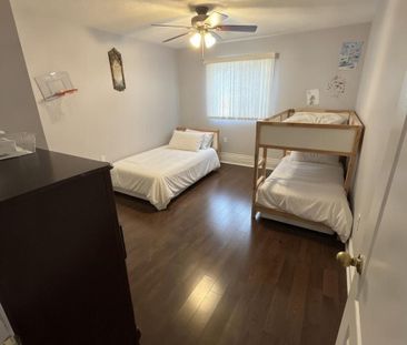 For Lease - 3891 Bloomington Crescent, Mississauga, Ontario - Photo 6