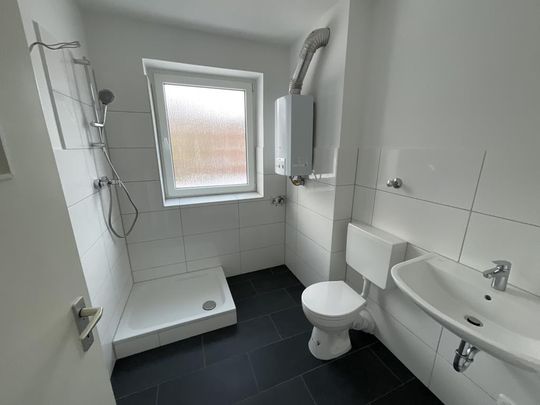 3-Zimmer-Wohnung mit Balkon in Wilhelmshaven-Europaviertel mieten - Photo 1