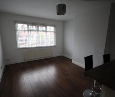 2 bedroom semi-detached house to rent - Photo 2