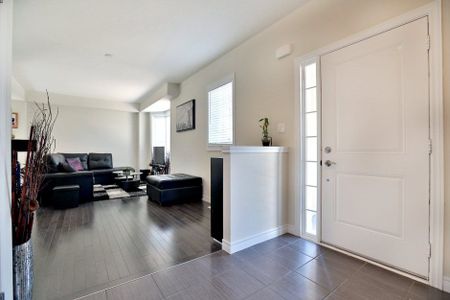 For Lease - 7 Lakelawn Road Unit# 38, Grimsby, Ontario - Photo 5