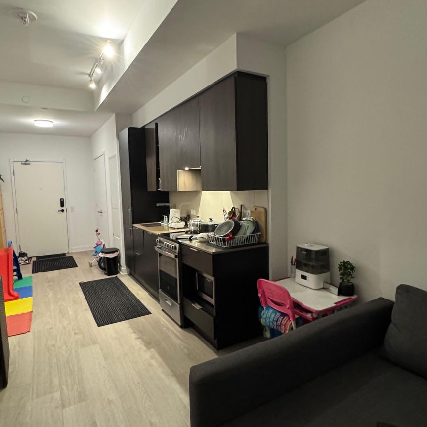 For Lease - 3900 Confederation Parkway Unit# 5411, Mississauga, Ontario - Photo 1