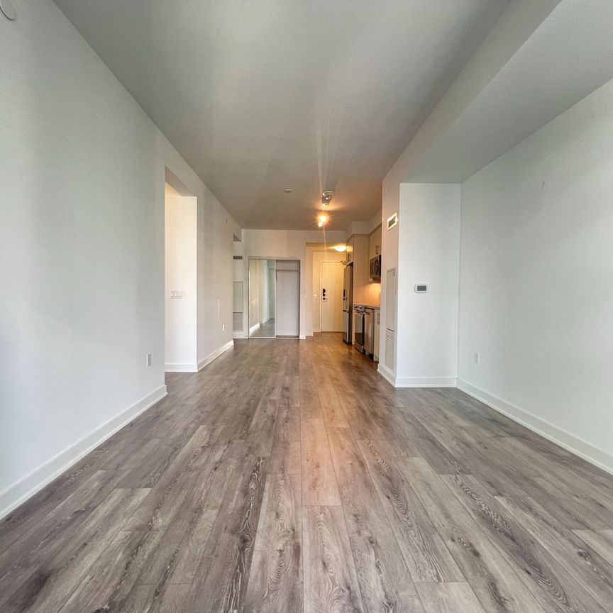 For Lease - 105 Oneida Crescent Unit# 1205, Richmond Hill, Ontario - Photo 1