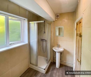 1 bedroom house of multiple occupation to rent - Photo 5