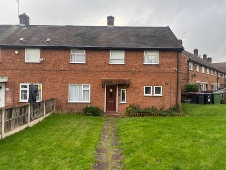 3 bedroom semi-detached house to rent - Photo 2