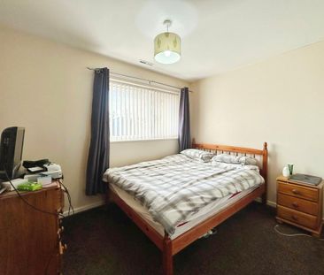 3 bedroom detached house to rent - Photo 3