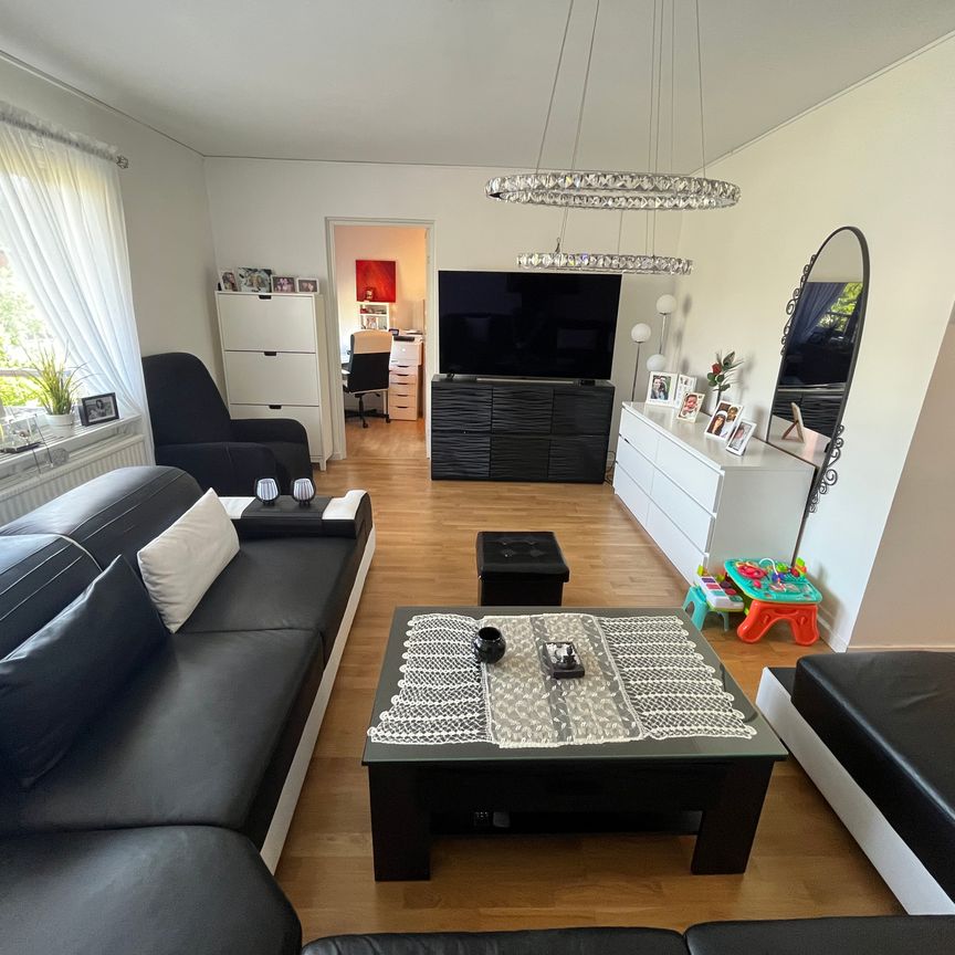 Helsingforsgatan, Kista - Photo 1