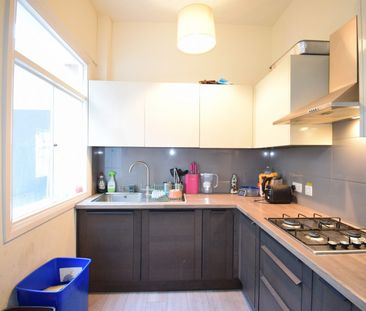 Room in a Shared House, James Avenue, NW2 - Photo 2