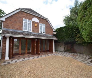 3 bedroom detached house to rent - Photo 3
