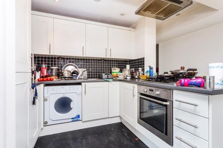 2 bedroom flat to rent - Photo 3