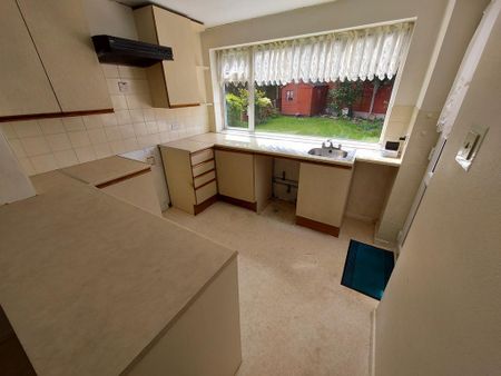 2 bedroom maisonette to rent - Photo 4