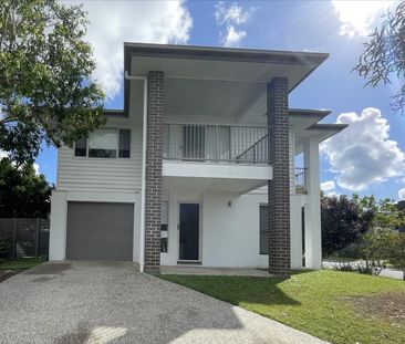 5 Altair Street, Coomera QLD 4209 - House For Rent | Domain - Photo 6