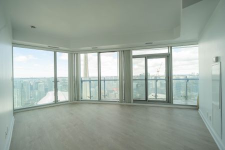 For Lease - 12 York Street Unit# 5607, Toronto, Ontario - Photo 2