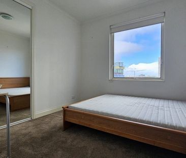 St Kilda Road - Photo 3